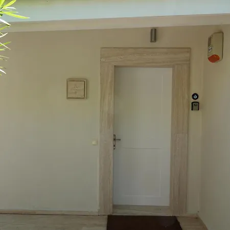 With Amazing Sea And Mountain Views Villa
