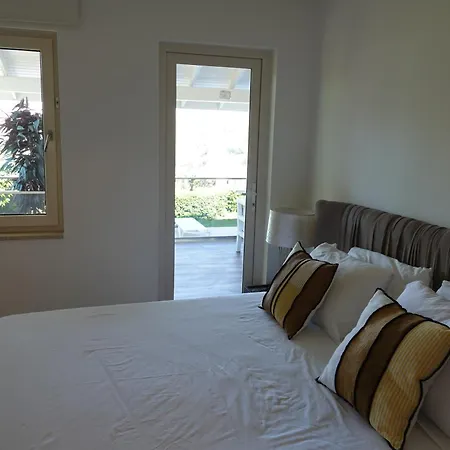 With Amazing Sea And Mountain Views *