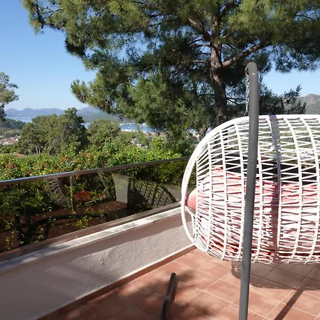 With Amazing Sea And Mountain Views Villa